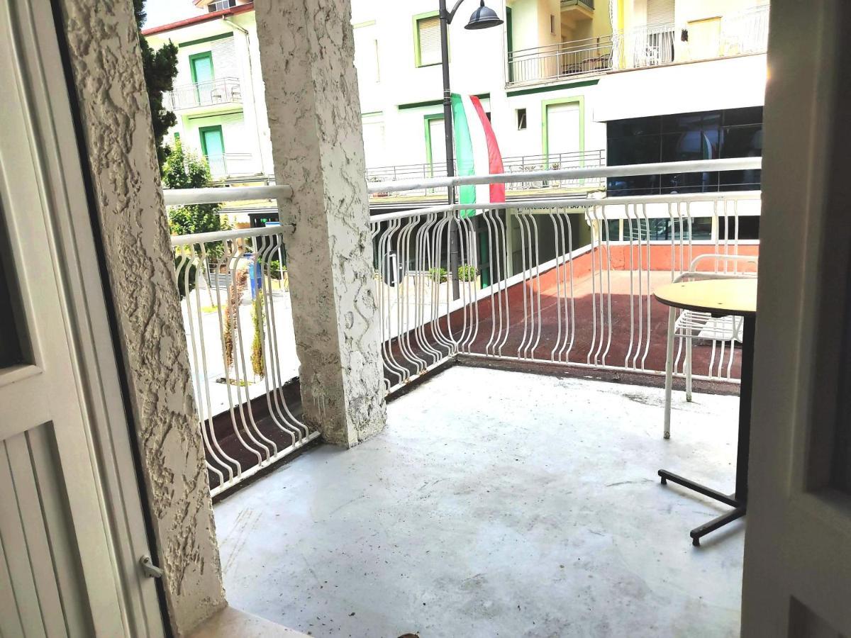 Hotel Vienna Гаттео-а-Маре Екстер'єр фото